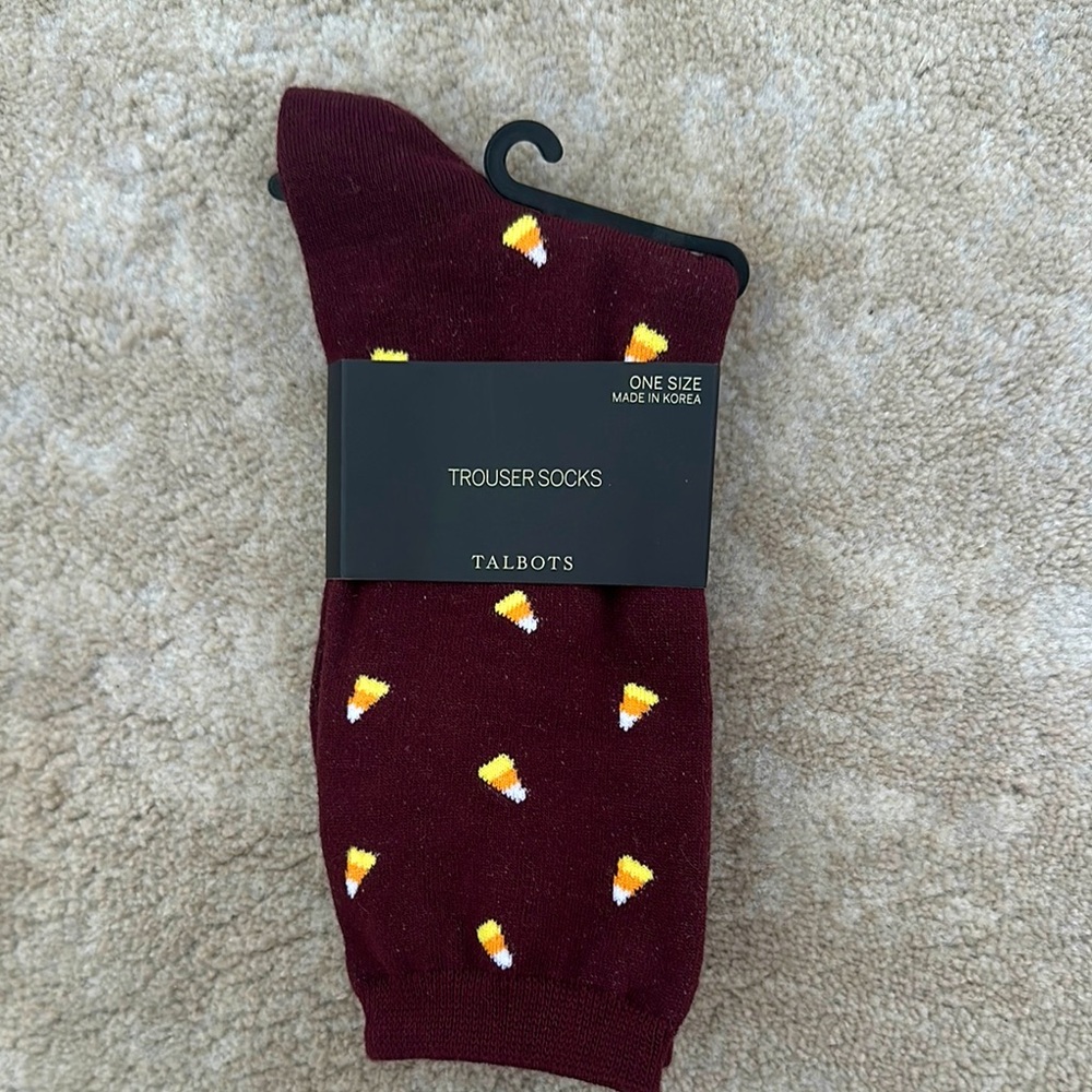 Talbots Maroon Trouser Socks with Candy Corn Design